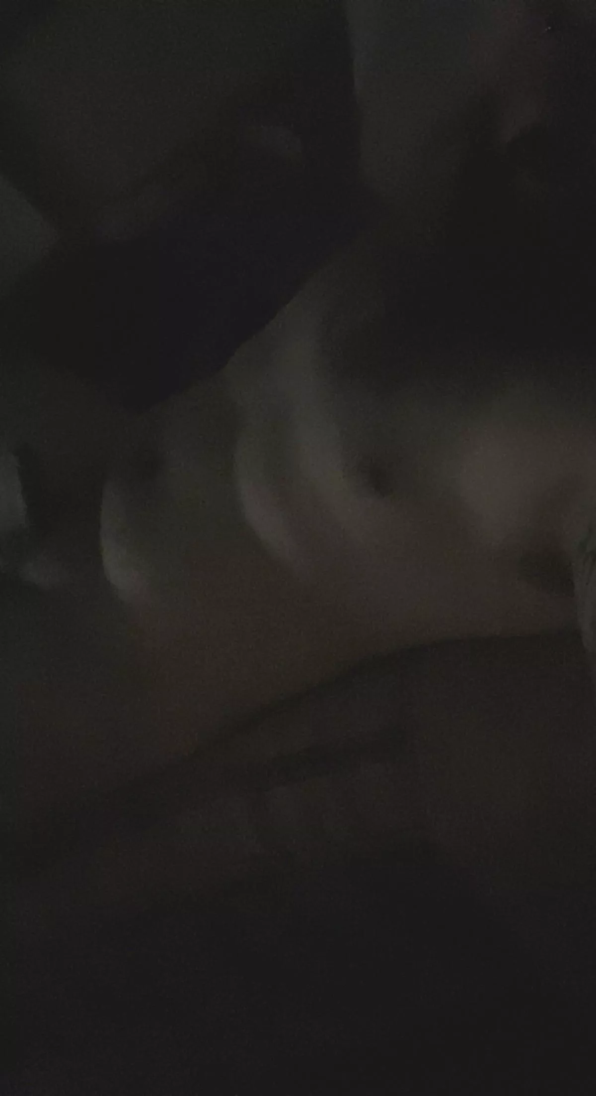 28m 6’1 235lbs. Another week at work. Another motel selfie