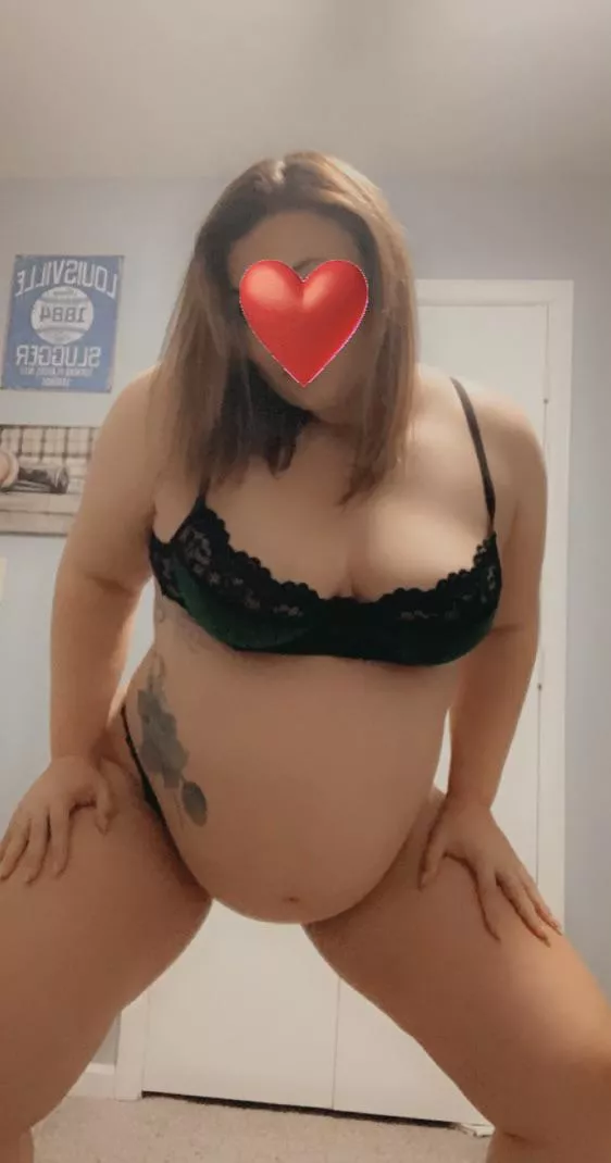 Any local ladies want to do a Collab or just have some fun? ;) message to let me know