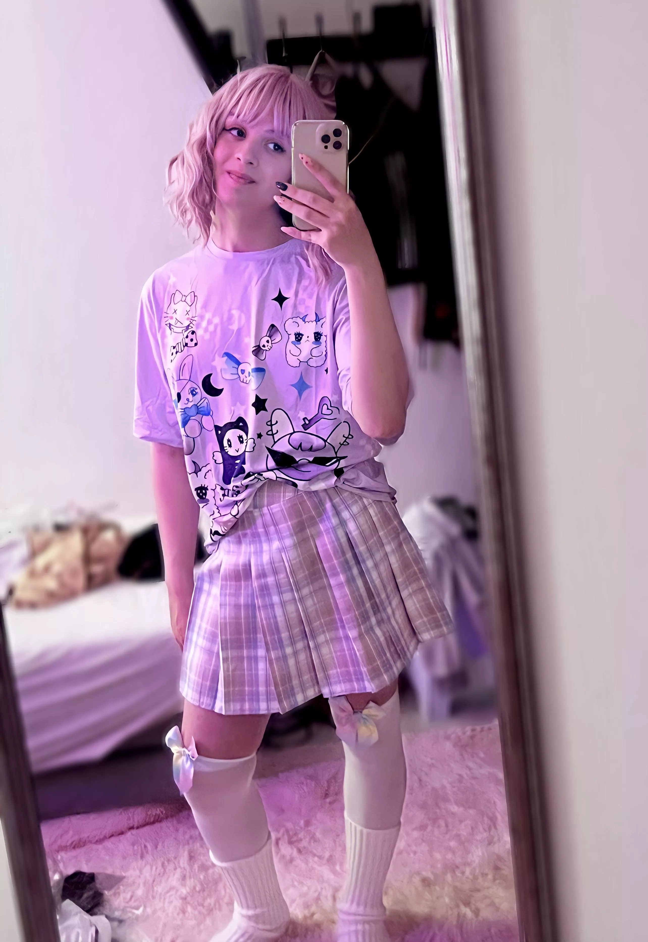 Anyone down to cuddle 🥺?