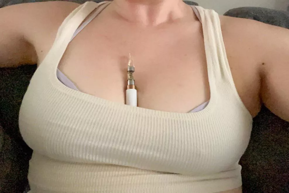 Anyone else use their cleavage to hold their vape? 😂