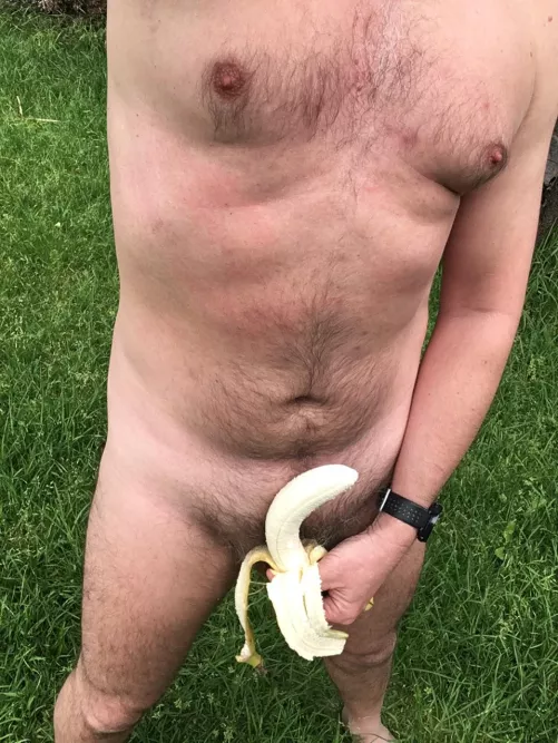 Bananas are a natural potassiu[m] supplement.. have a bite?