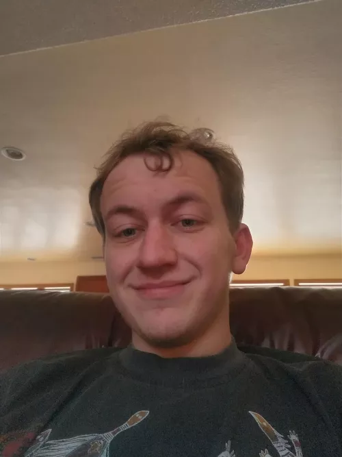 Been gaming most of today. 🤗. I'm ready for December. 🤗. PM's are open. 🤗