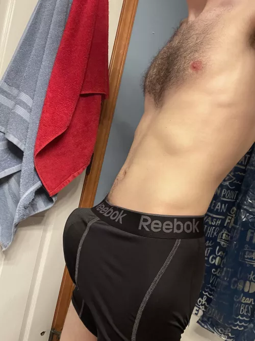 Black is a slimmer color (23)