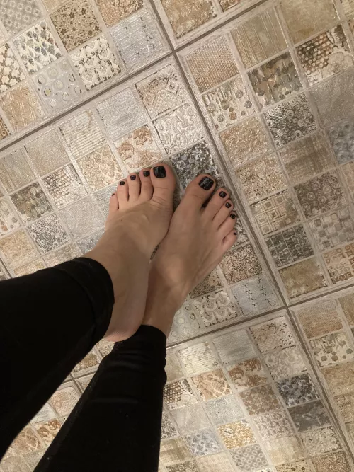 Black pedi! ?
