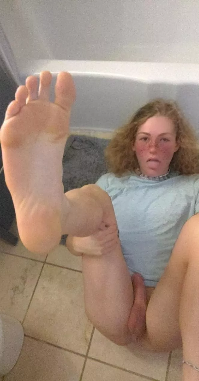 Call me Mommy and Rub my Feet 😋😘