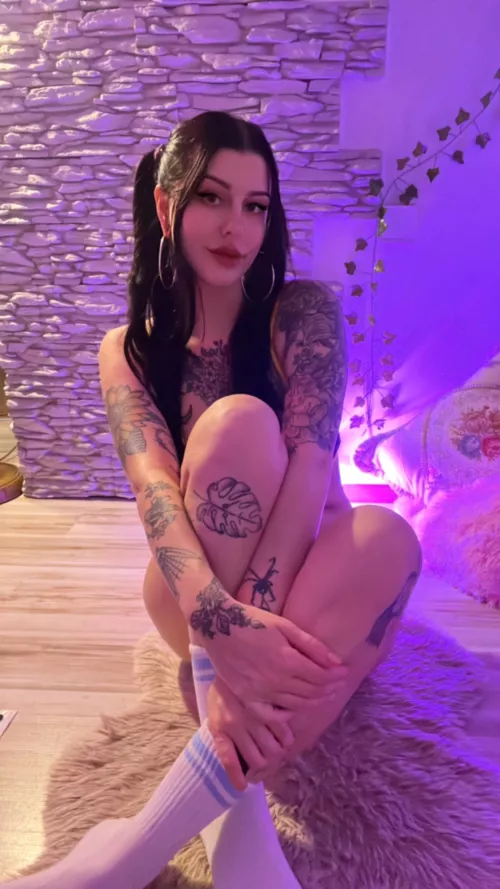 Can I walk around with no panties on?