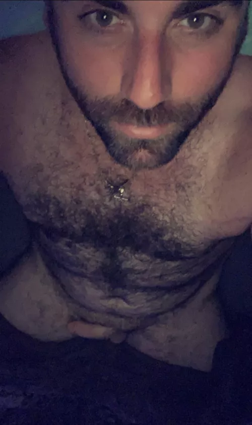 Can’t sleep so enjoy a nude :)