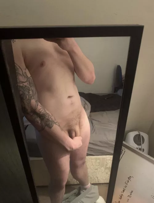 Chubby guy looking for a chubby queen
