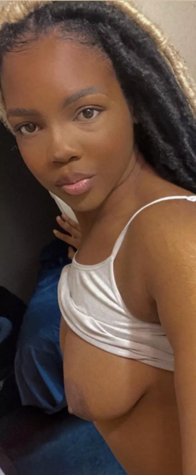 cum on my titties & rub your nut around my nipples