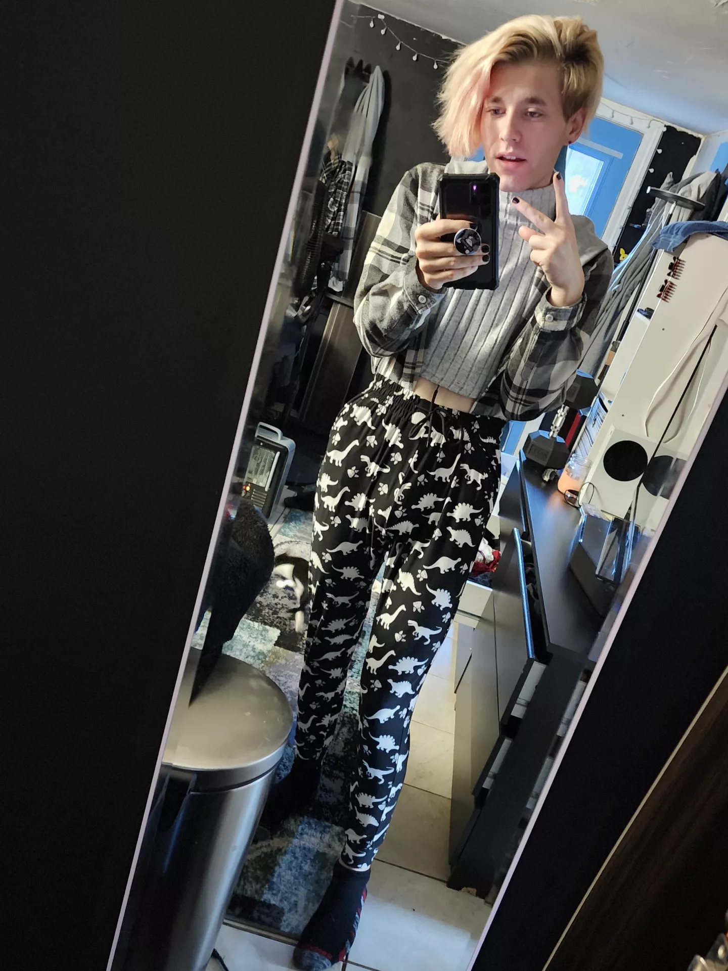 Don't judge me It's a lazy kinda day 🙂