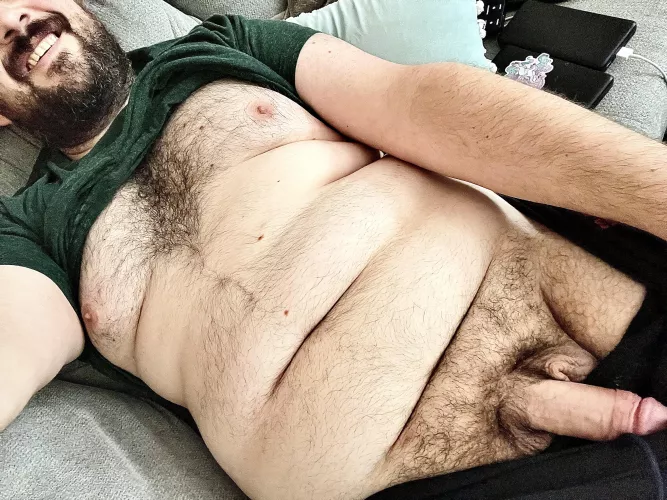 Don’t mind me. Just haaaangin out.