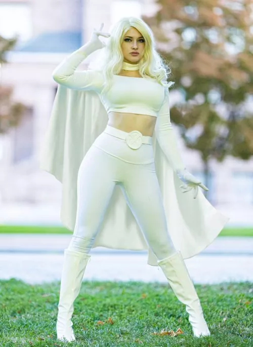 Emma Frost (By Natalia_Kat_)