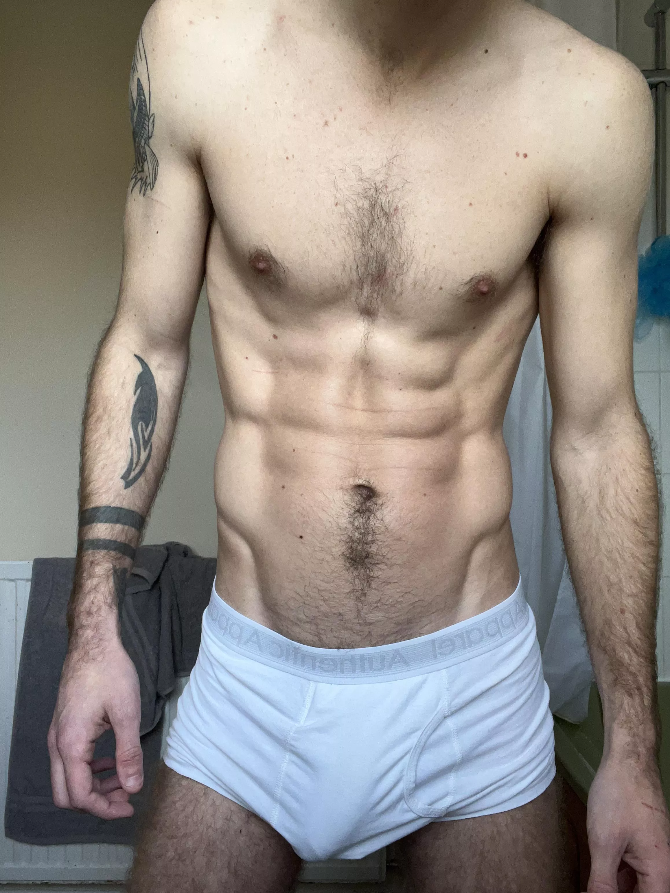 Everyone watching the football… while I’m here bored and I’m need of ‘something’