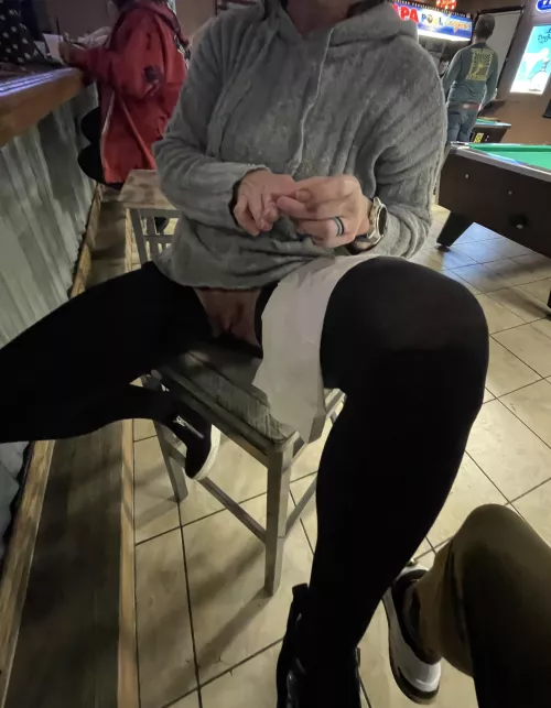 [F] Anyone up for some pool or a drink?