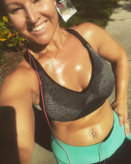 (F) Love a good sweat after a run!