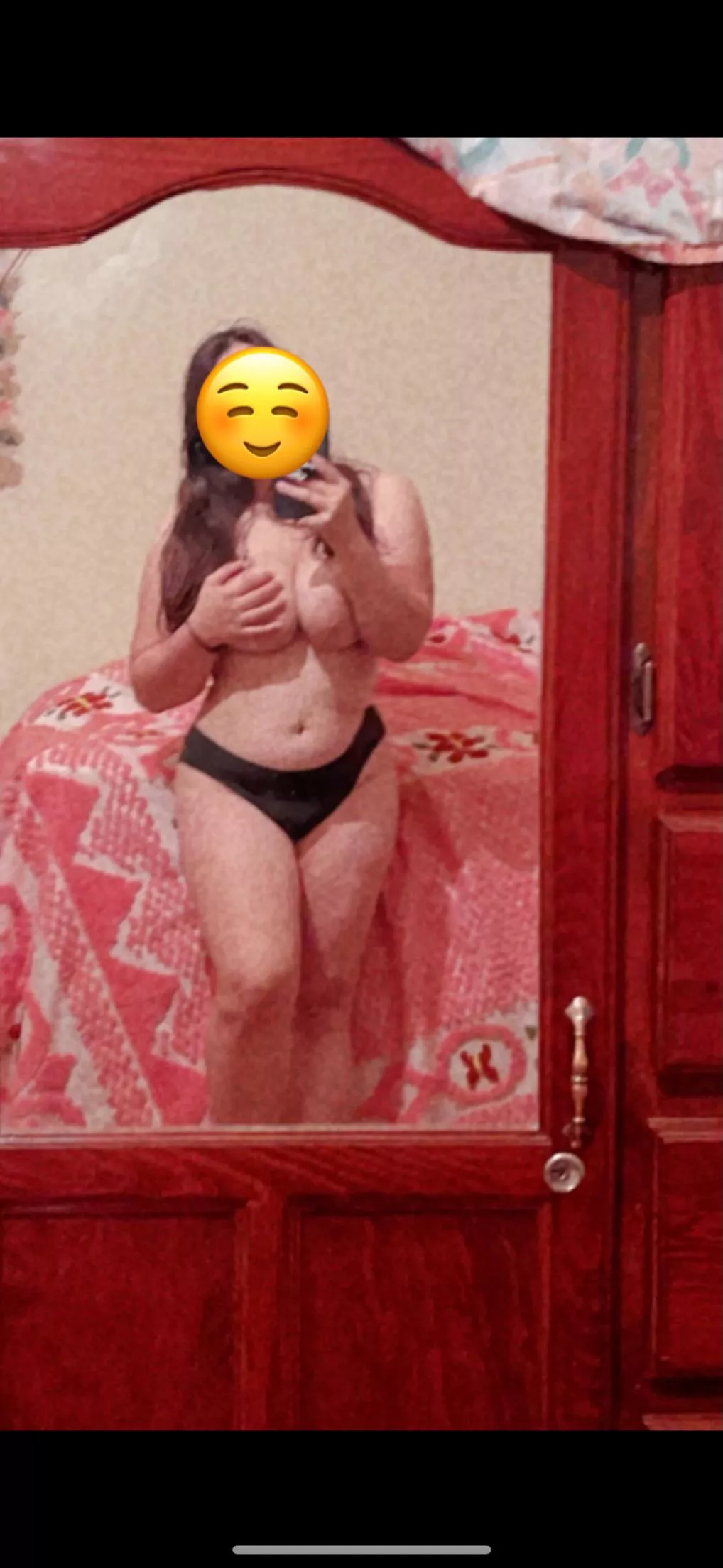 [F25, 5’2”, 130]