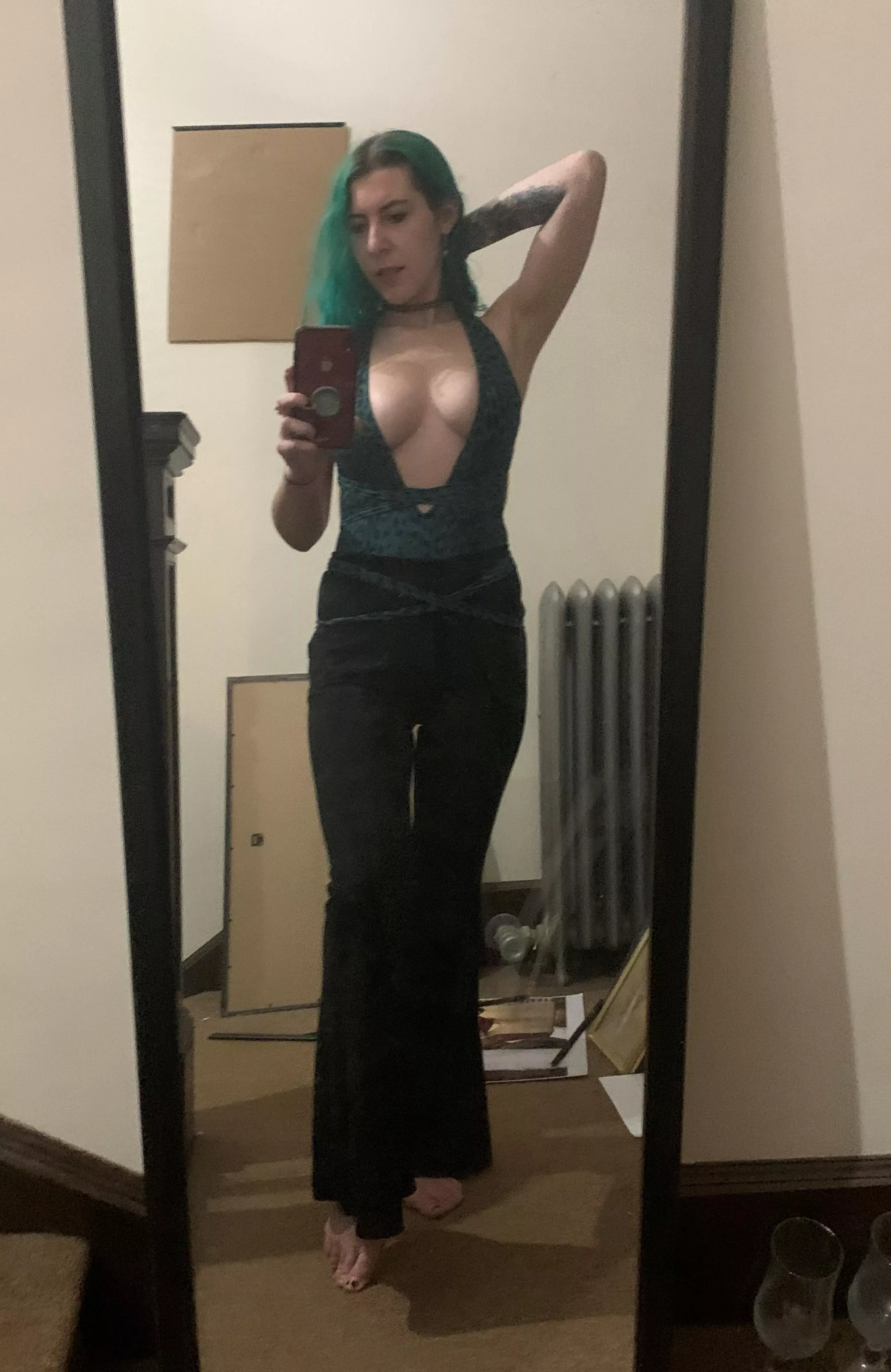 Flare pants thigh gap