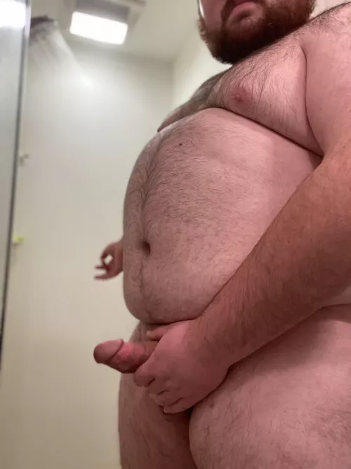 Good morning😊 Who wants to hop in the shower?😏