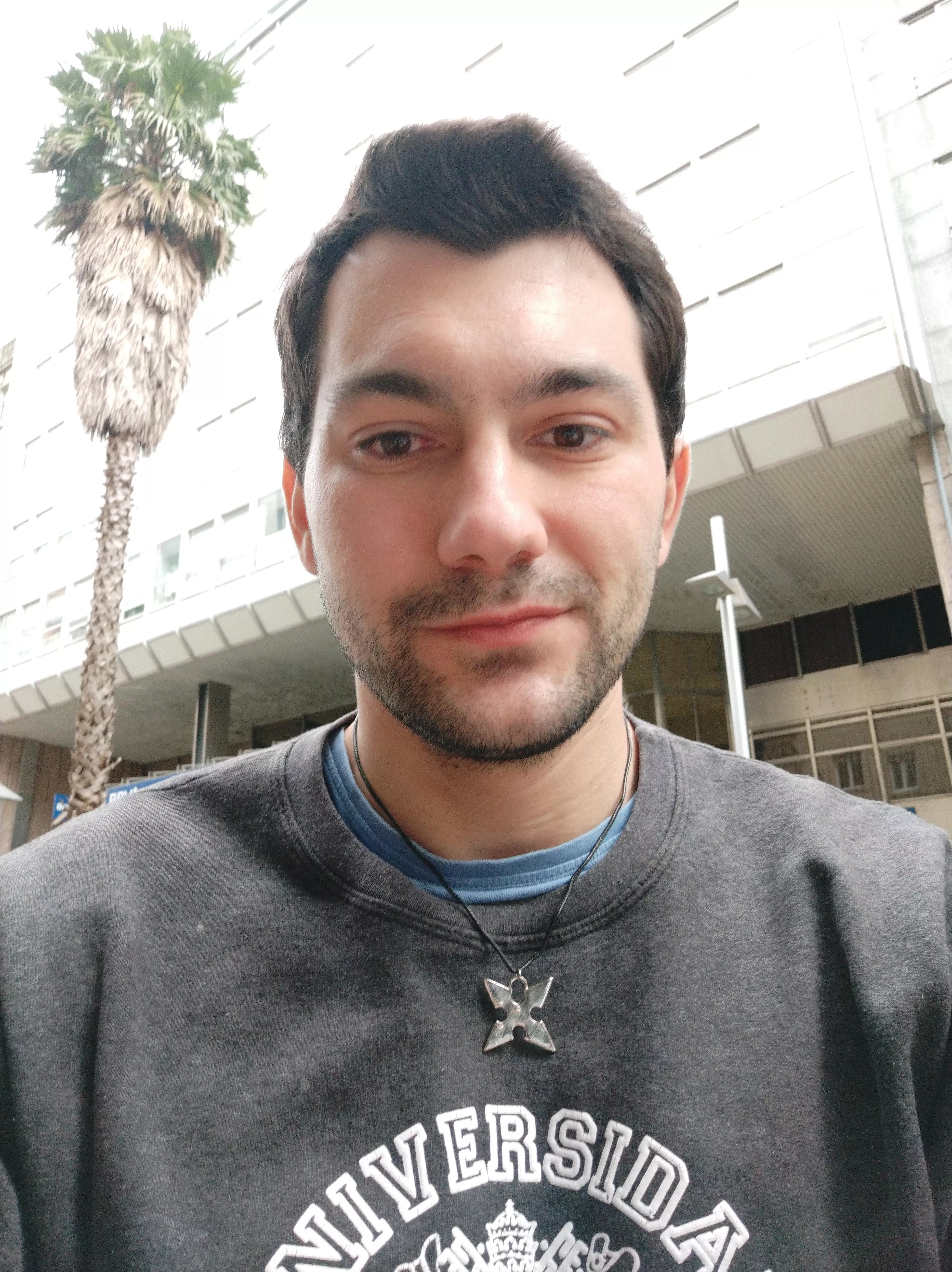 Here is the pair of the necklace I bought the other day. Good morning!