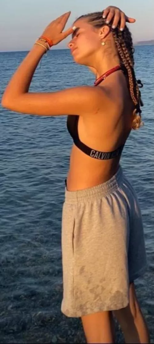 Hot beach Bikini girl