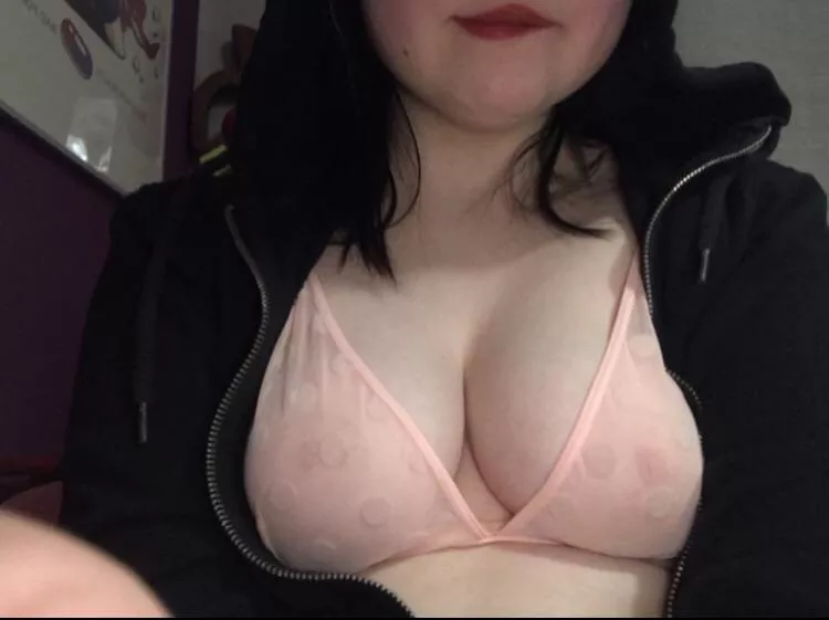 i luv this bra 💕💕