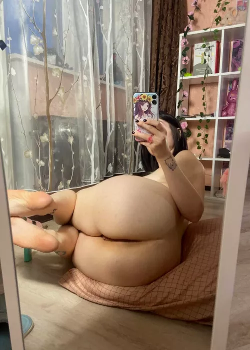 I was horny at the bookstore today