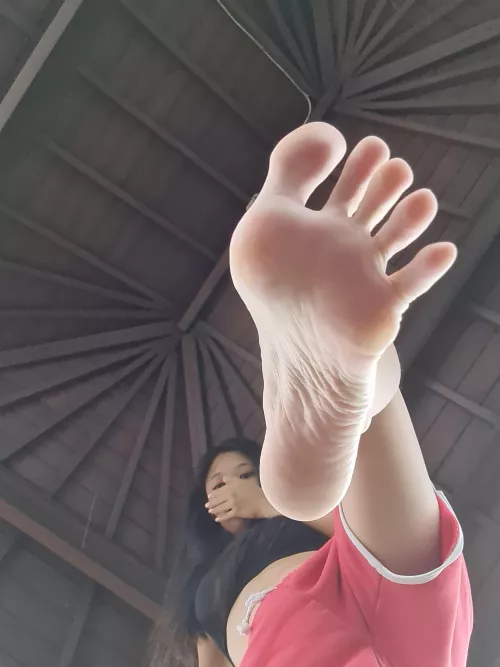 I will put my feet on your face while you lay down