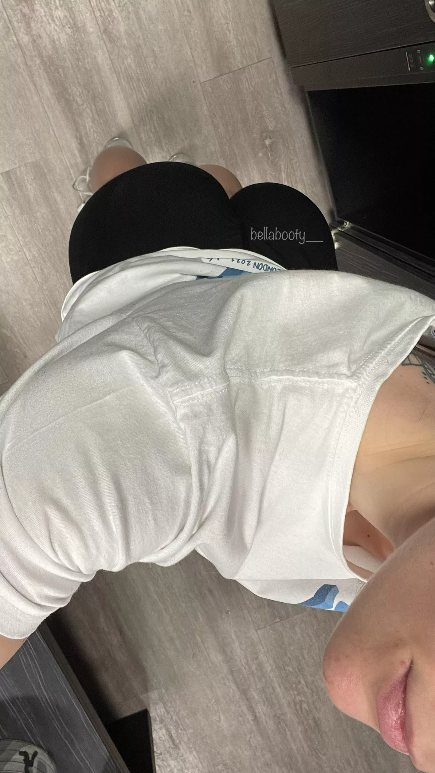 Imagine that ass naked 🤭