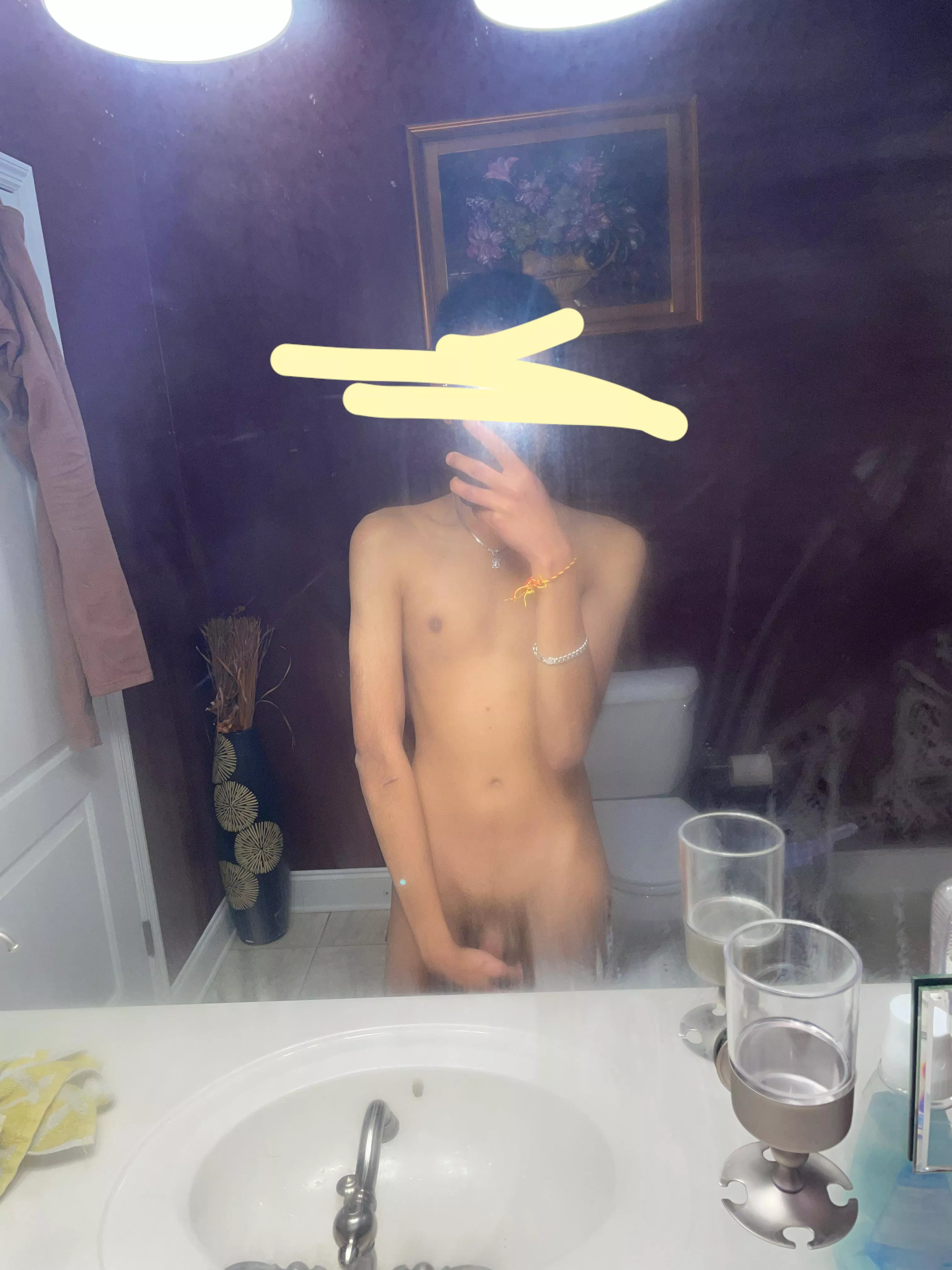 (M 18) I’m skinny, compare my self to other guys a lot. Have been working out recently tho😅