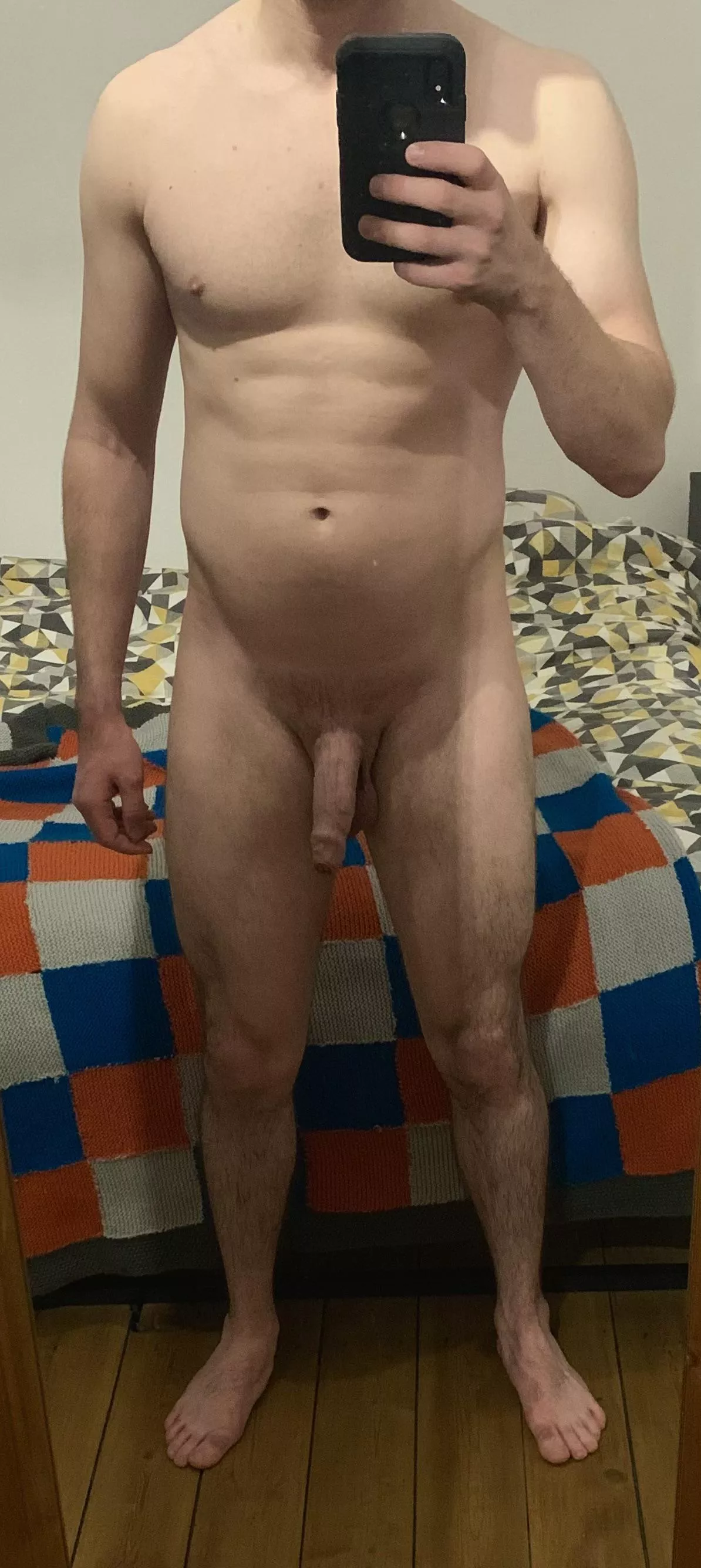 [M]28, 70kg, 176cm. Fed up of being called small or skinny or sleight. Desperately trying to gain weight.