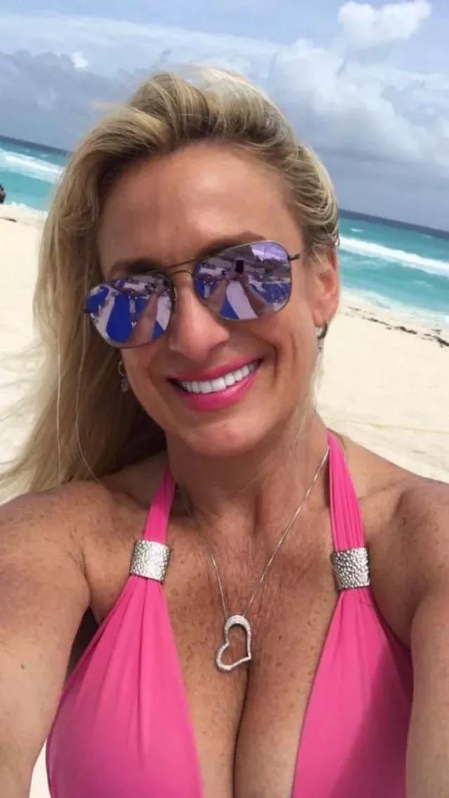 Mature tits are the best