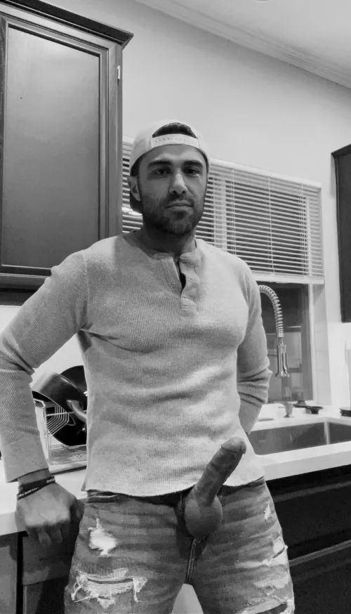 Meet me in the kitchen?