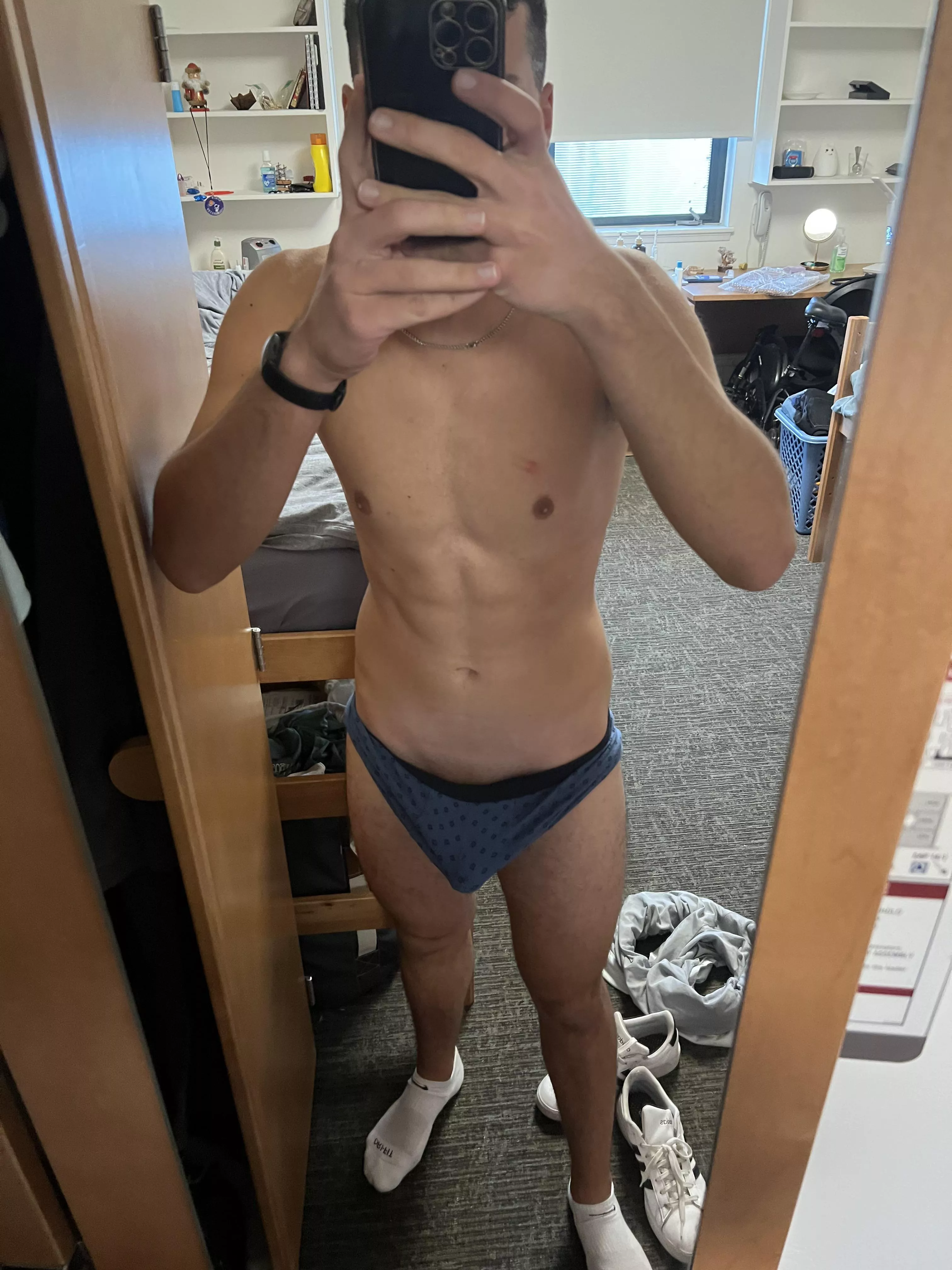 My underwear’s about to slip offfff 🥵