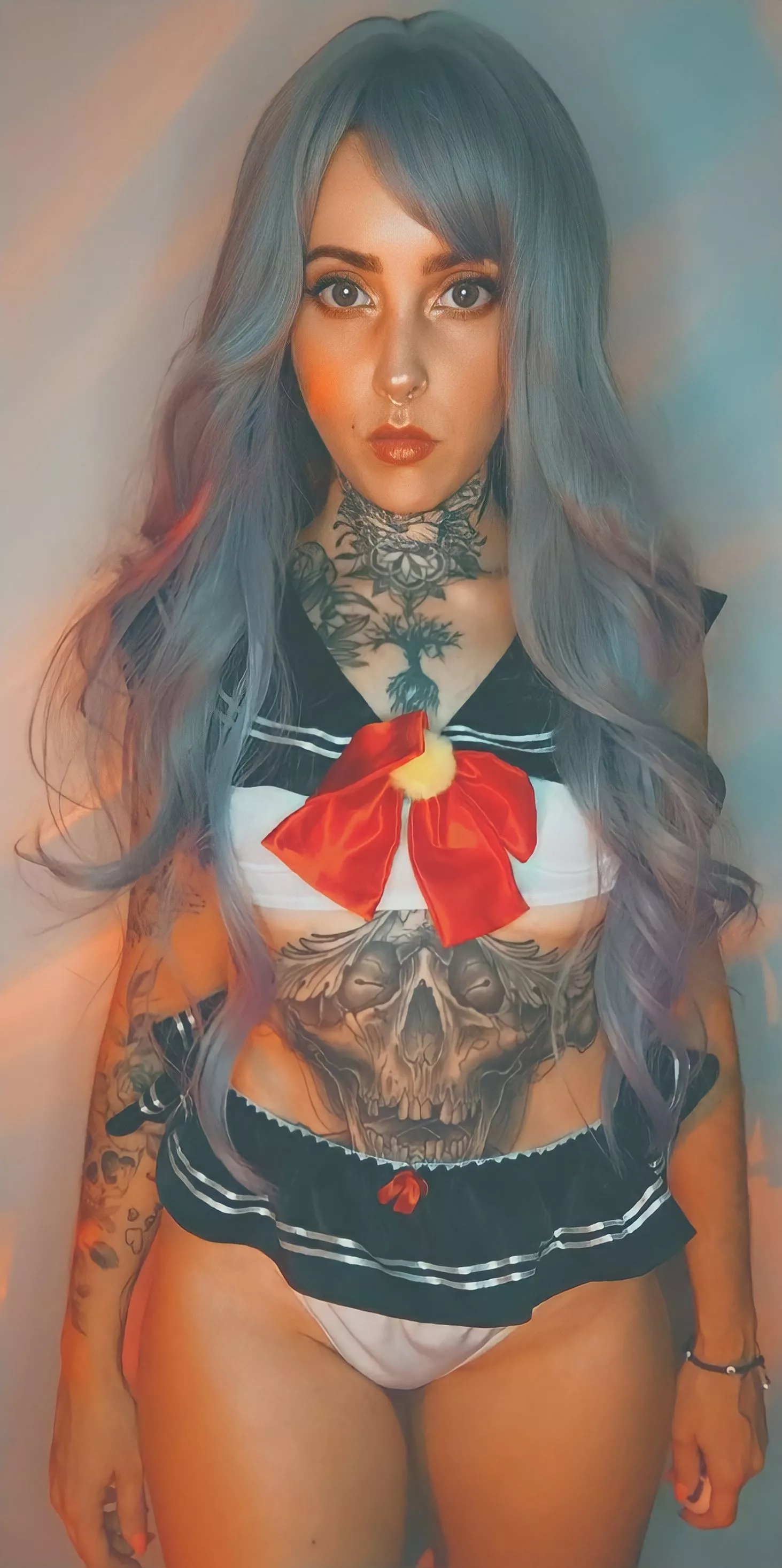 Petite 35 MILF | would u say this cutie is crazy kinky? 🤪😈