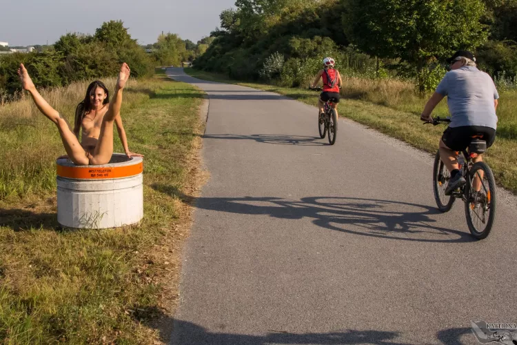 Provocateur on the edge of the bike path