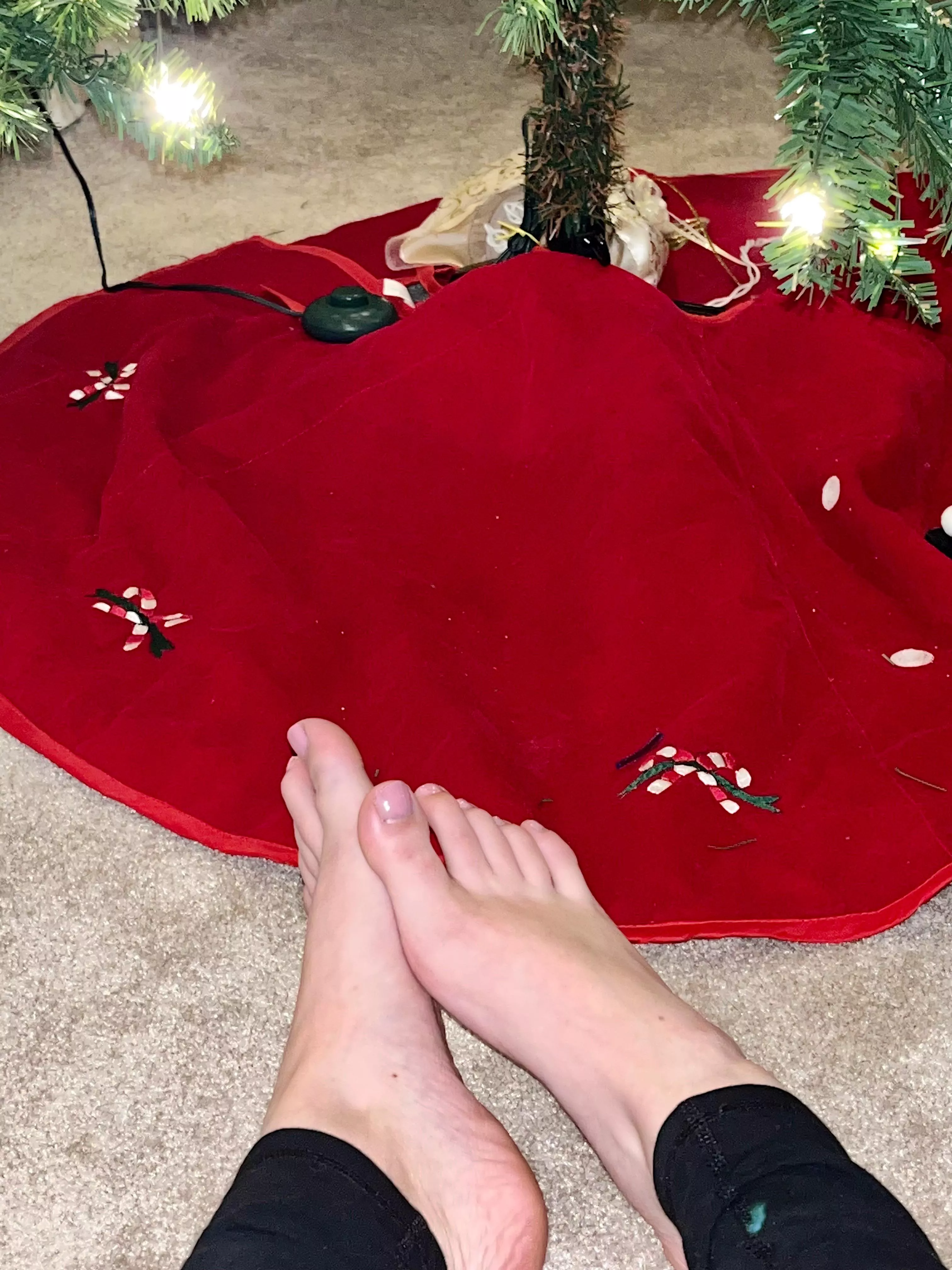 ‘Santa baby, will you suck my toes’?