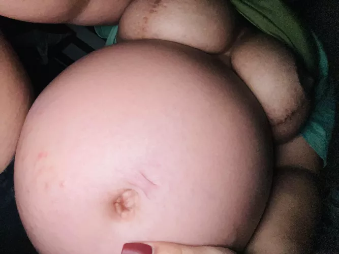 Still working on different angles to not look like a whale 🥺 (OC)