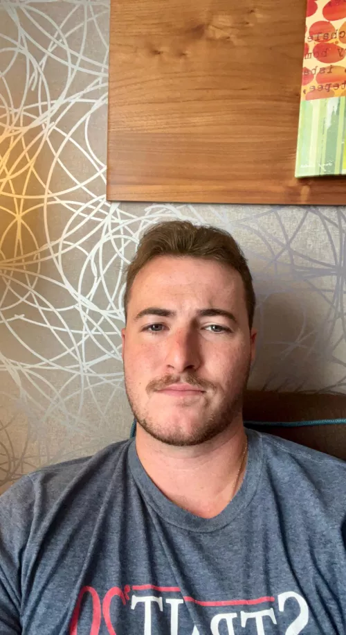 Stuck in a stormy hotel room