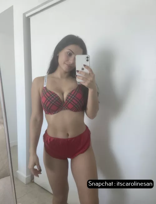 The only difference between me & a mosquito is I don’t stop sucking when you slap me <3