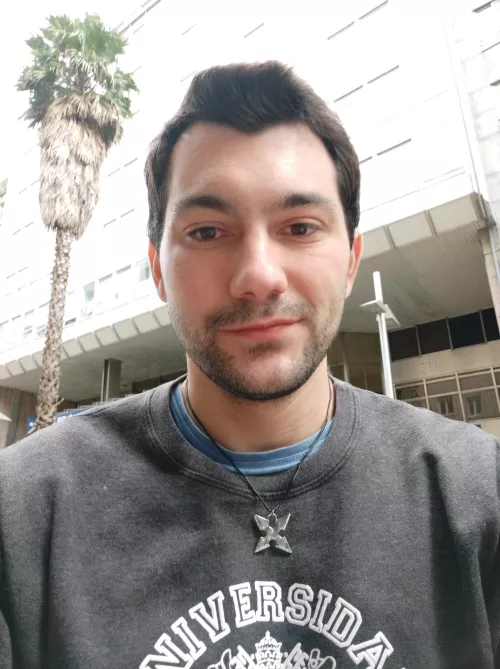 The second necklace of the couple I bought the other day, do you know which character it belongs to?