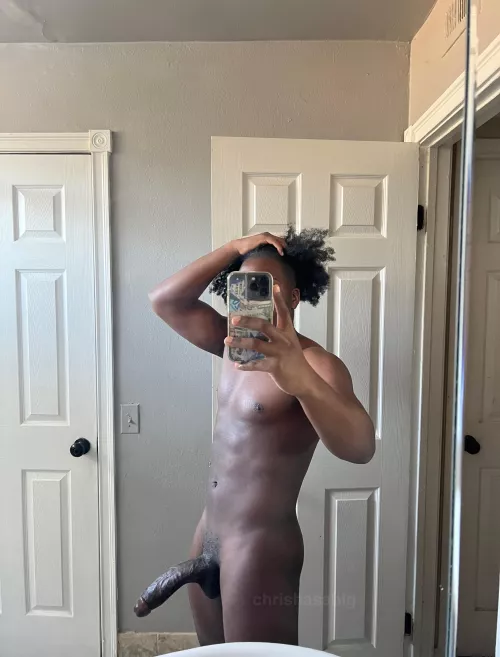 There’s no way you not cumming after taking this dick