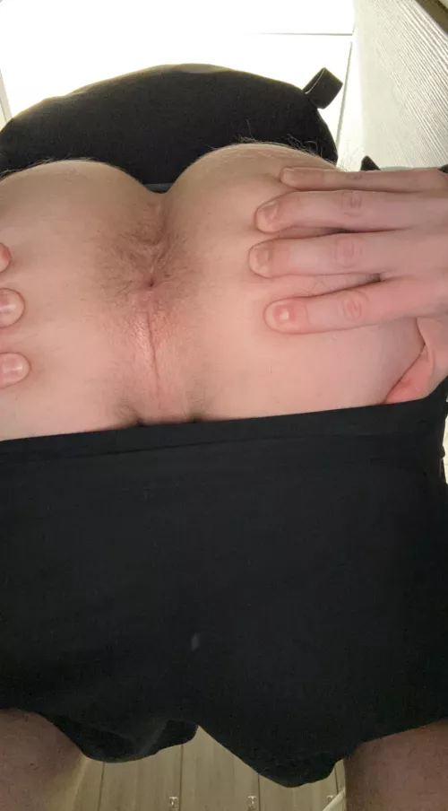 Took a pic of my post workout hole hiding my phone in the locker as two guys were right beside me chatting. Fucking love the thrill!