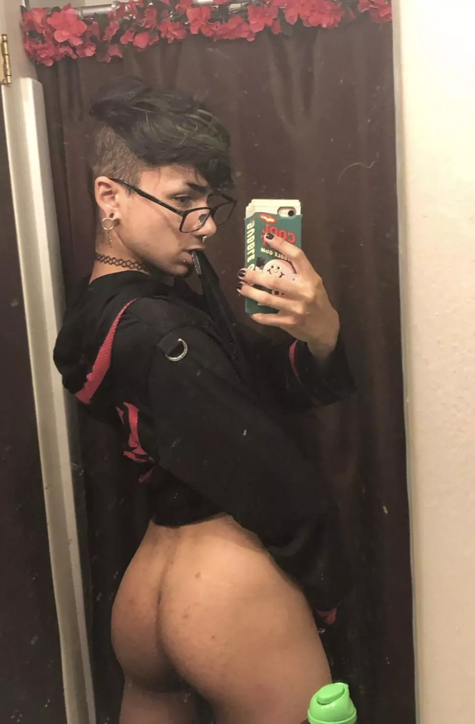 Who likes my butt?