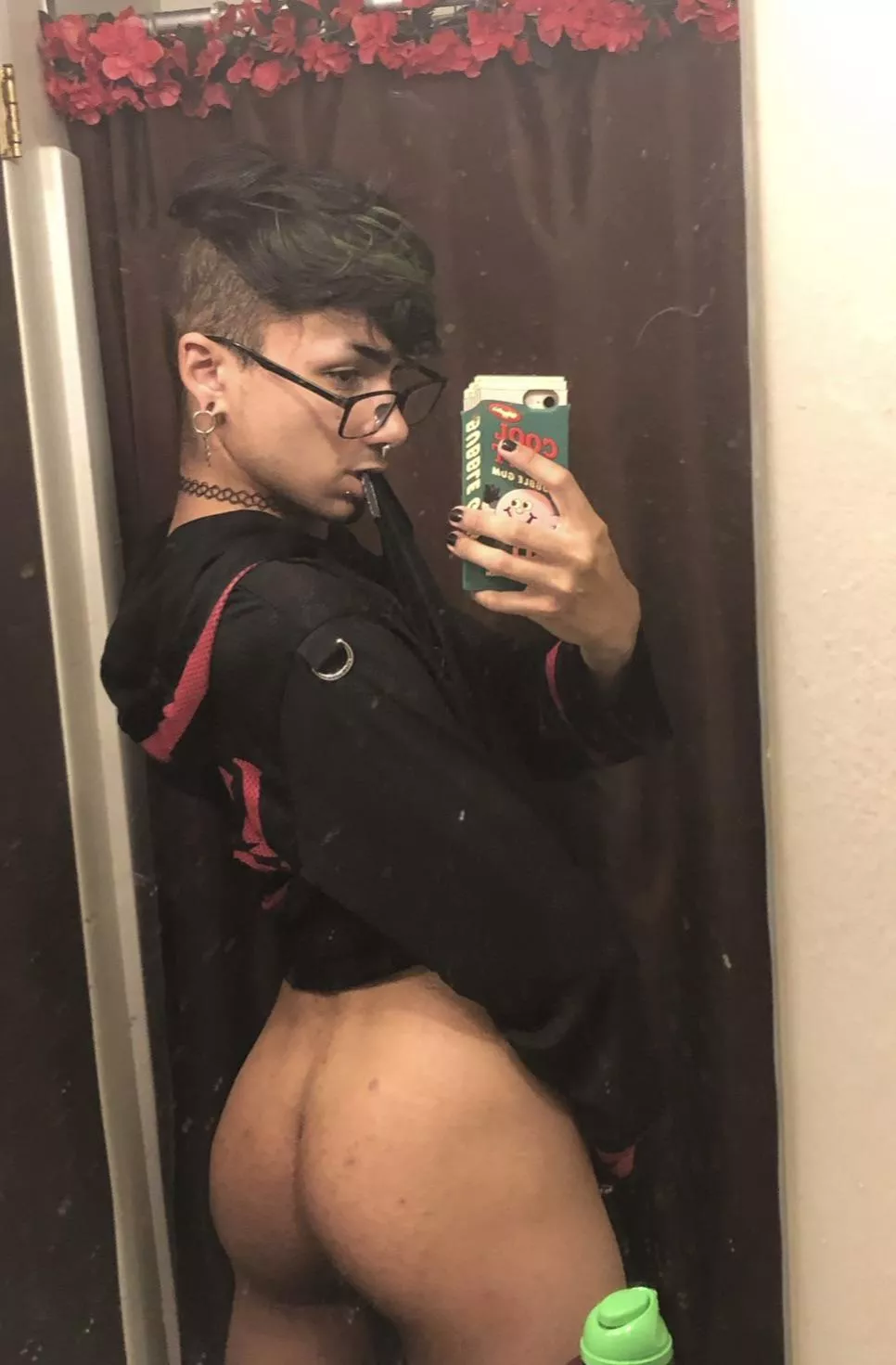 Who likes my butt?