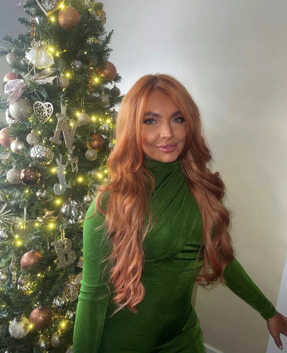 Would you plaster her face in spunk