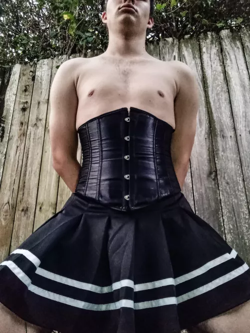 [19M] Handcuffed outside on my knees hoping someone will come take advantage of me.