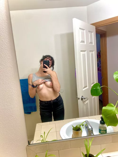 A couple dabs and my clothes start to slide off… anyone else lol??