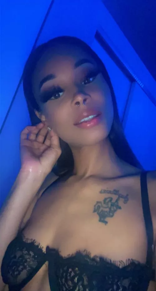 am down for sex partner dm rn