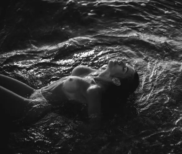 Big tits and a slim body are so beautiful and sexy