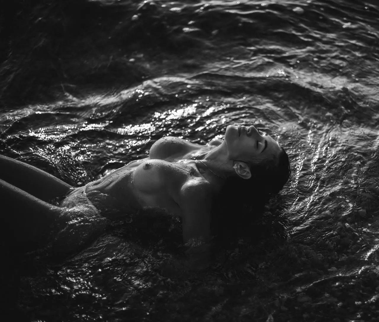 Big tits and a slim body are so beautiful and sexy